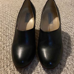 Beautiful Austin Nisolo pump